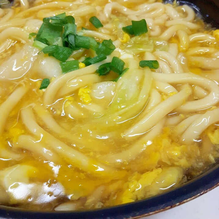 簡単ヘルシー(^^)白菜たっぷり卵とじうどん♪